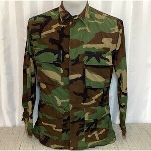 Vtg US Military M81 Woodland Camo BDU Combat Jacket Shirt Size Small Long